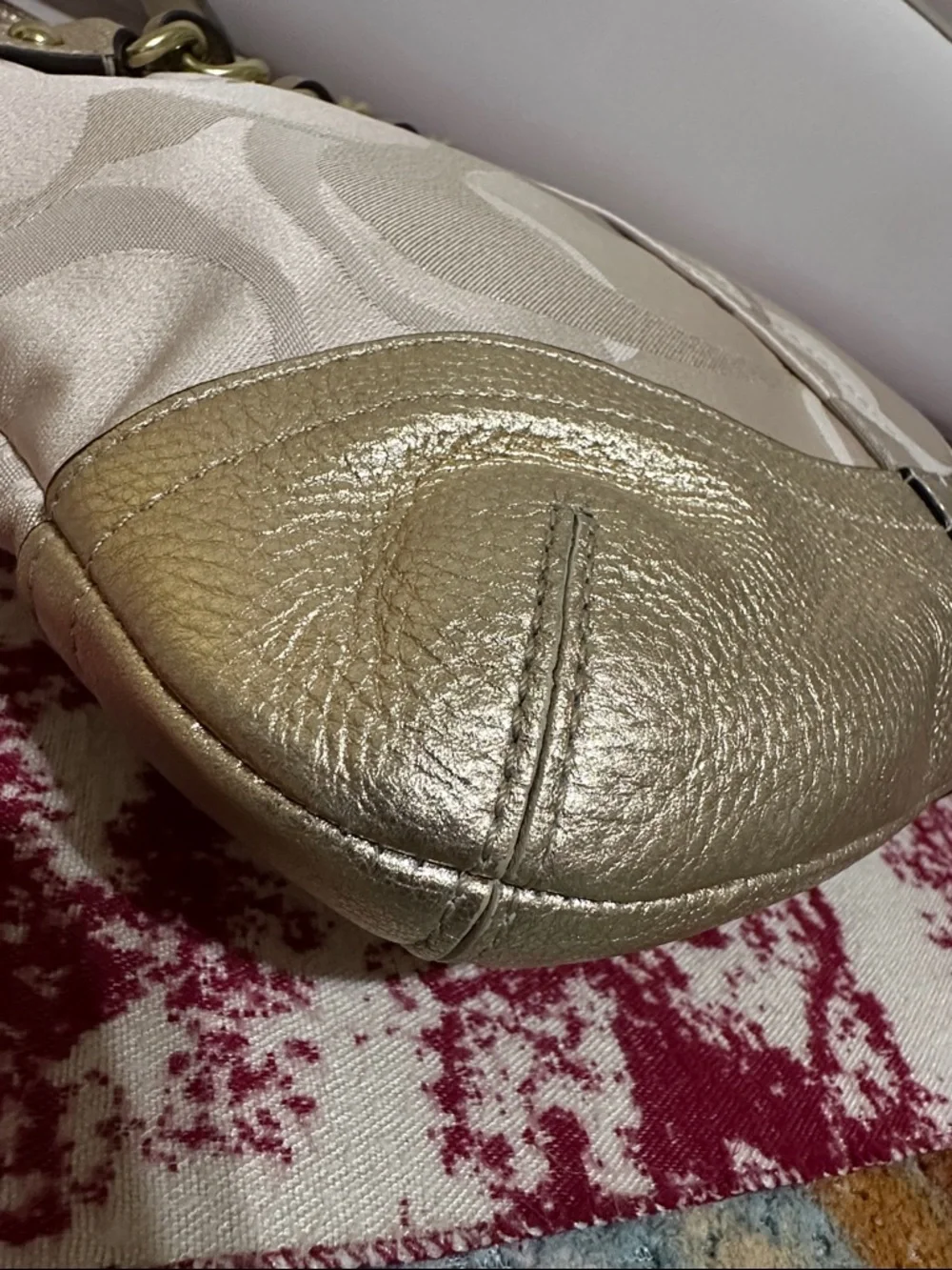 Coach Metallic Gold and Cream Signature Crossbody Shoulder/Crossbody Bag - Picture 8 of 15